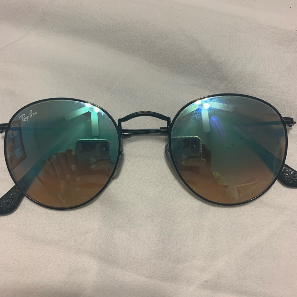 Ray Ban Gun Metal Round Frame Sunglasses
